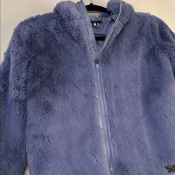 Under Armour Blue /Purple Puffer Jacket with Plush Texture - Picture 7 of 12